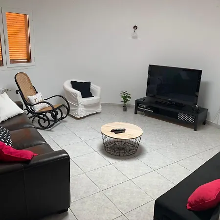 Alexmay Villa
